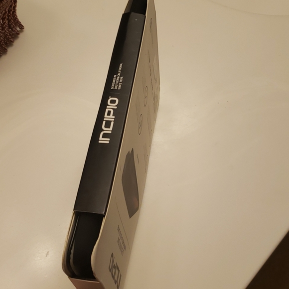 INCIPIO FOLIO CASE - Picture 8 of 11